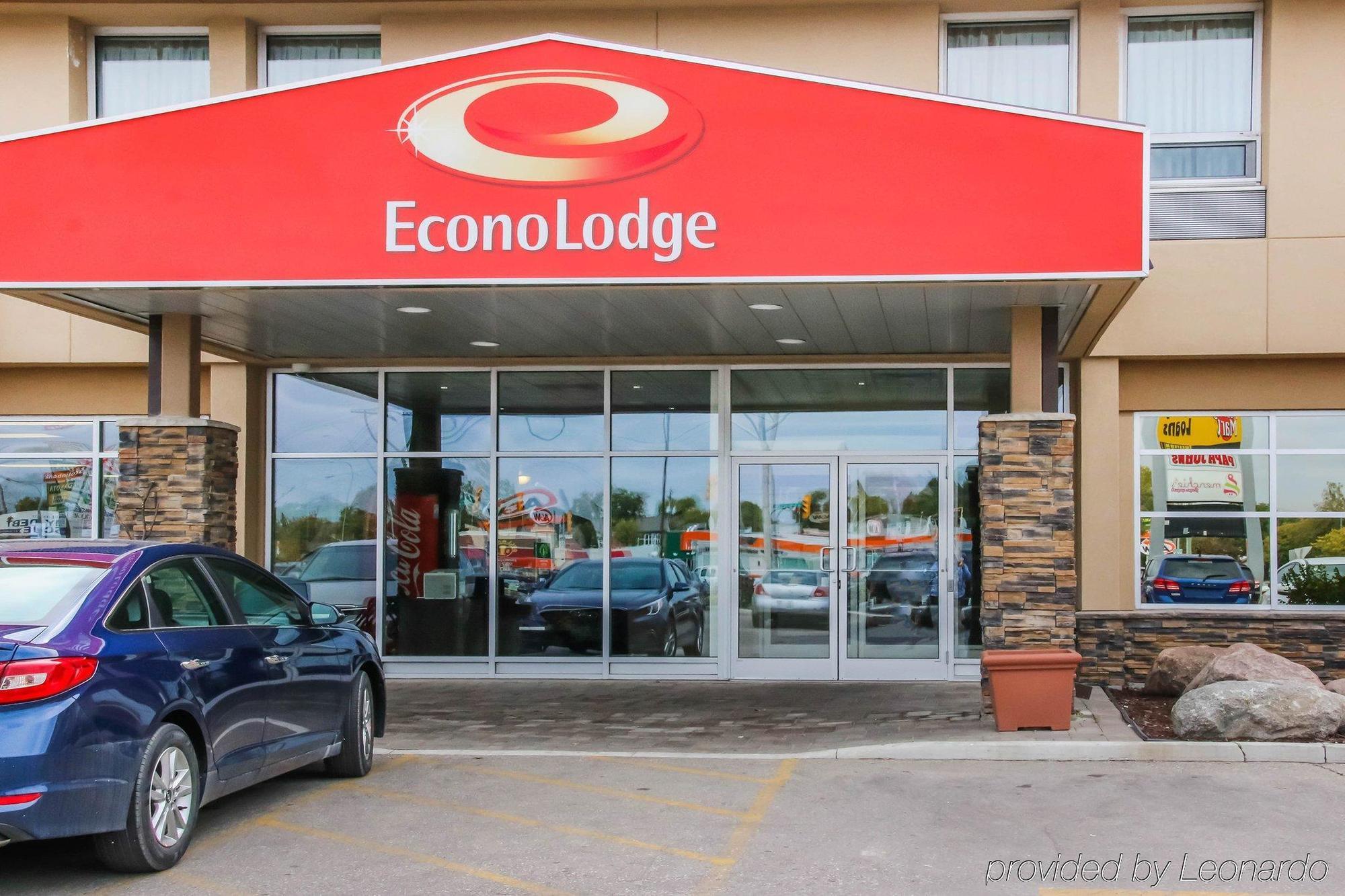 New Lodge Winnipeg Extérieur photo