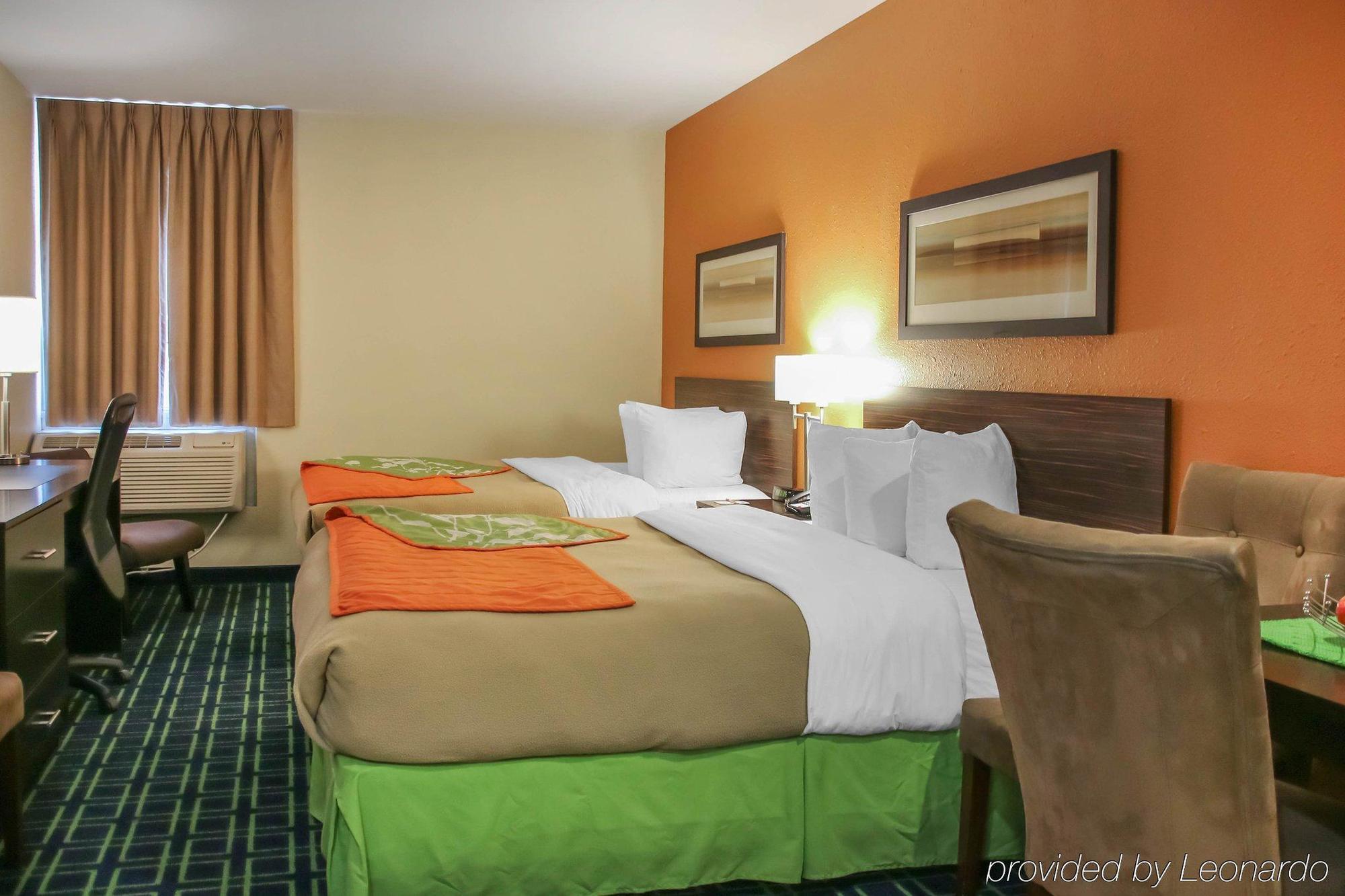 New Lodge Winnipeg Extérieur photo