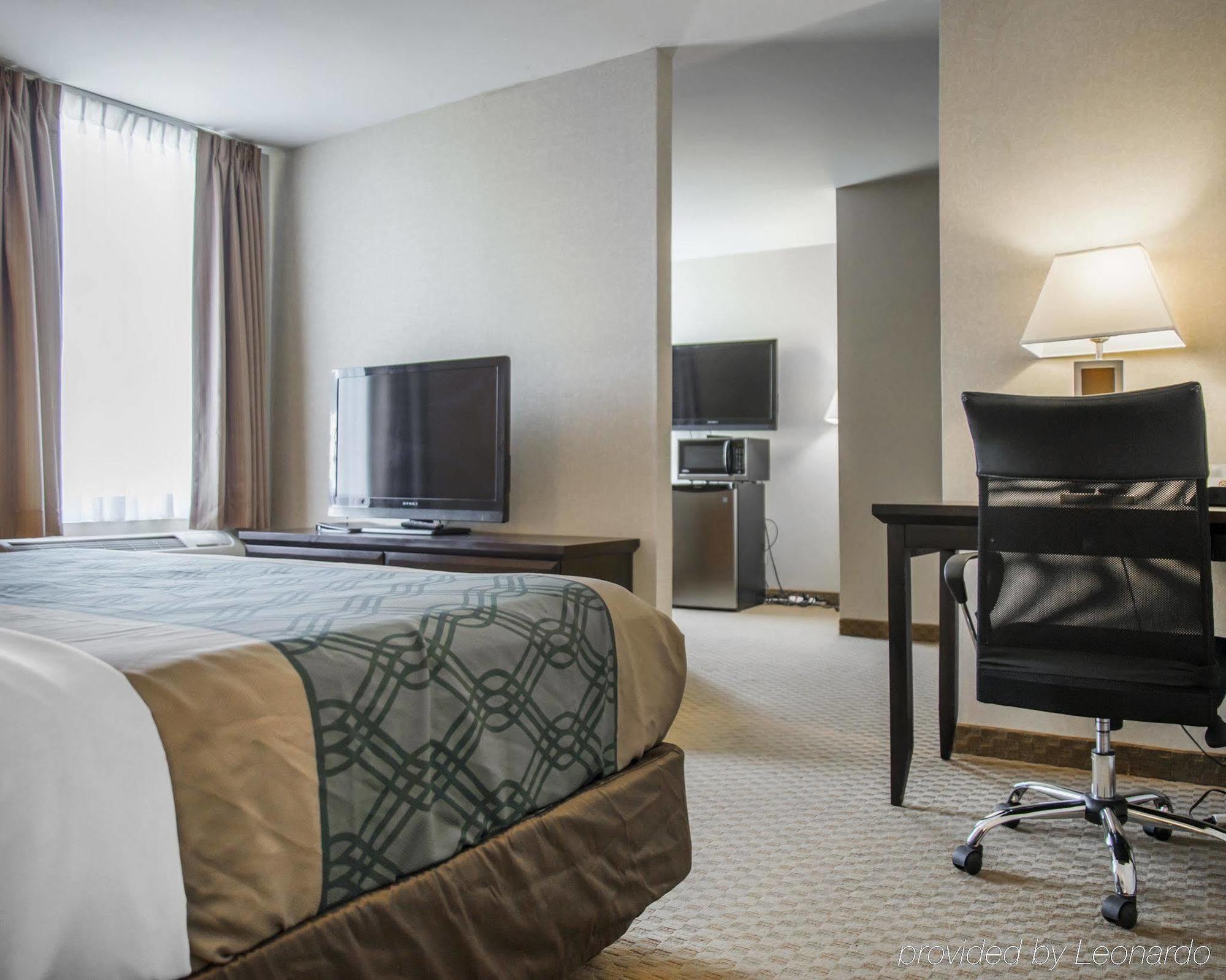 New Lodge Winnipeg Extérieur photo